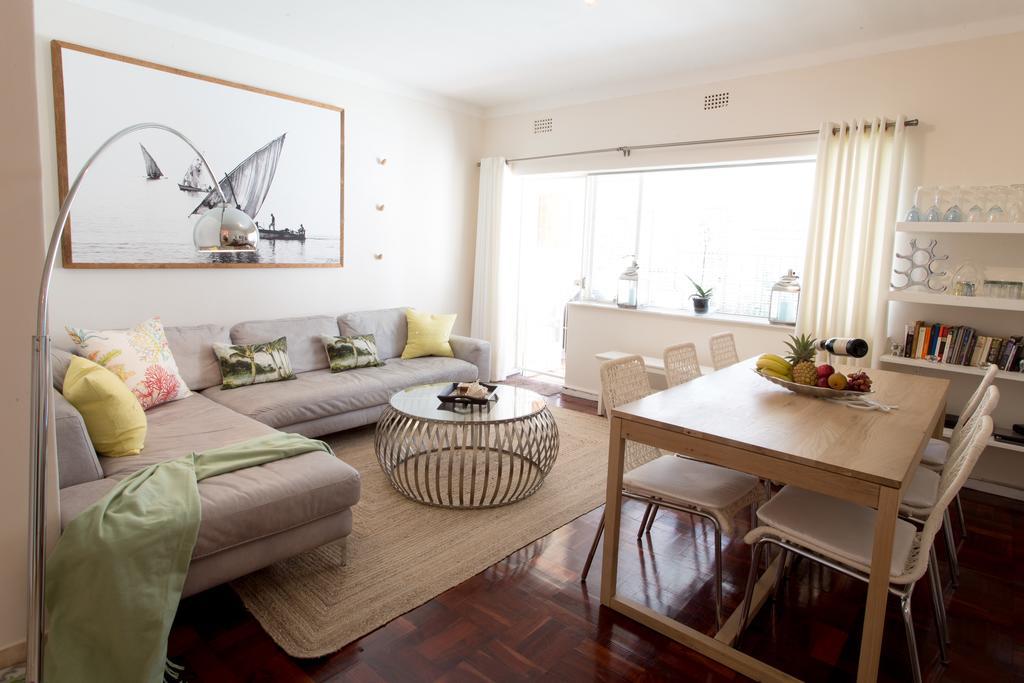 Caprice Camps Bay Apartment Стая снимка