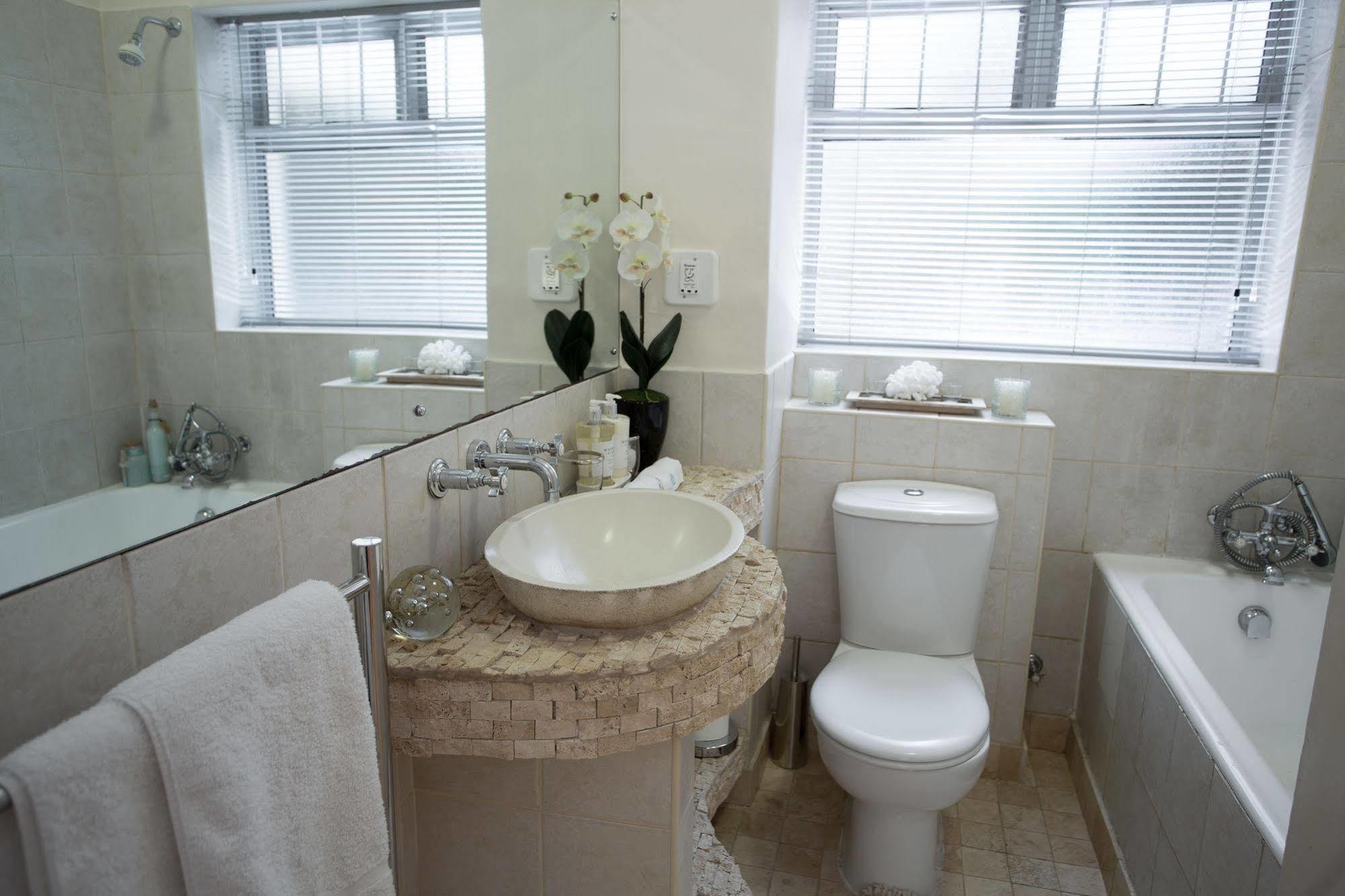 Caprice Camps Bay Apartment Екстериор снимка